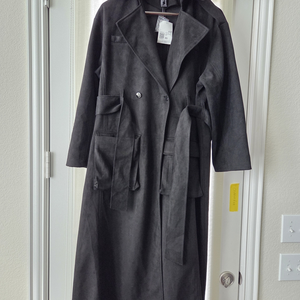 Forever 21 Black Faux Suede Lught Trench Coat